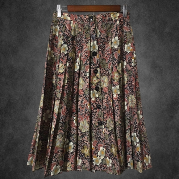 Vintage Floral Button-Down Skirt - Picture 1 of 7